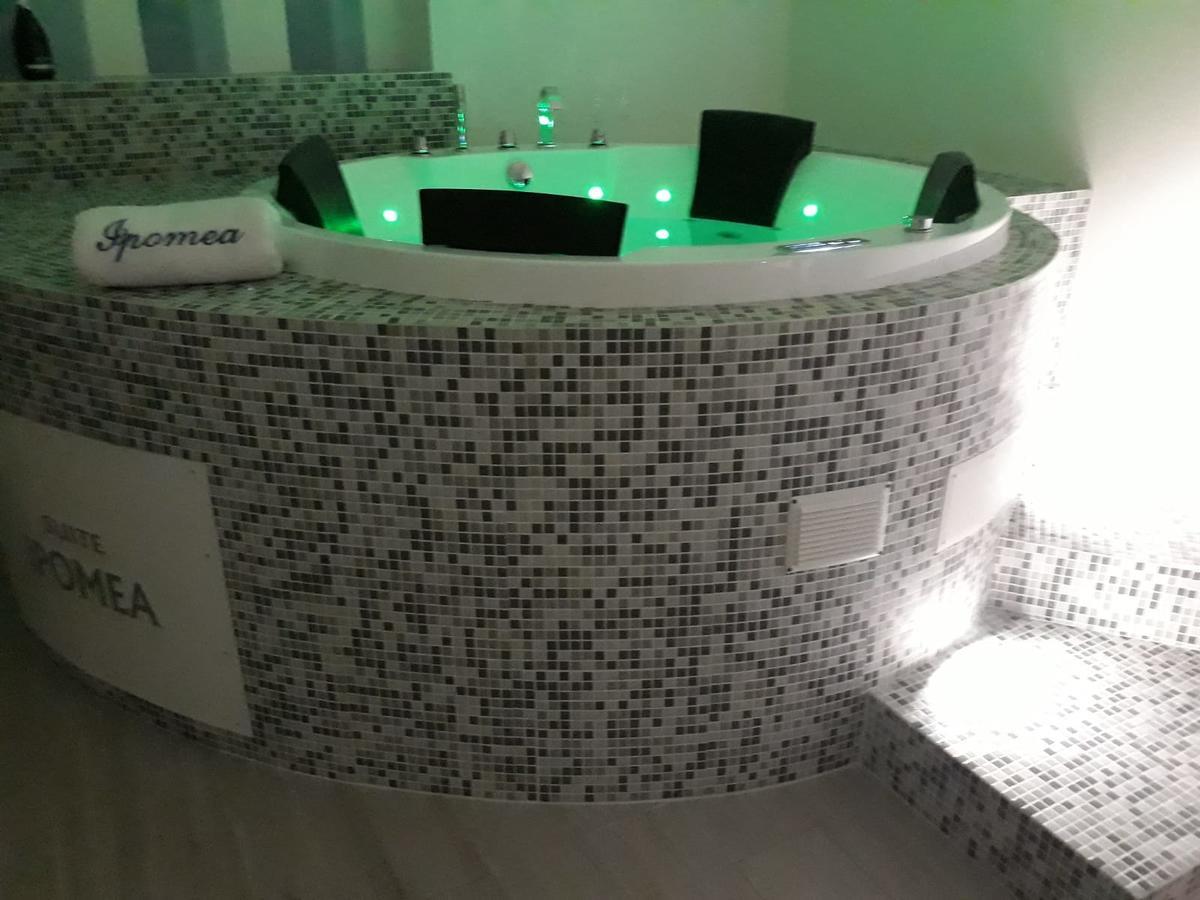 Hotel Il Veliero Торе Сан Джовани Удженто Екстериор снимка